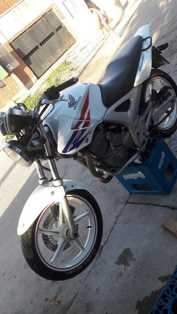 Vendo O Permuto X Tornado