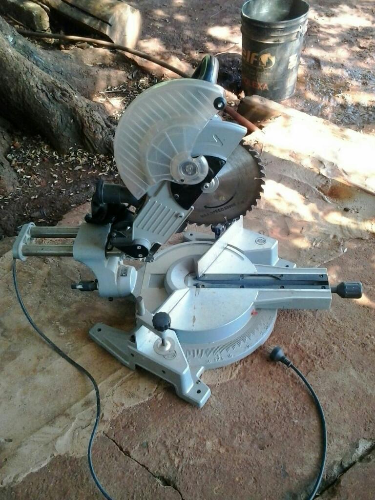 Vendo O Permuto por Moto