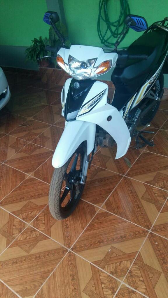 Vendo Yamaha Criptom 2015