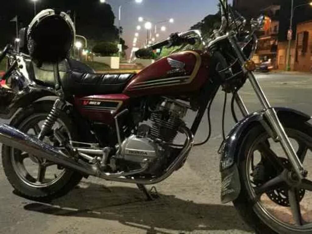Vendo Honda V-men 125cc Impecable Andar