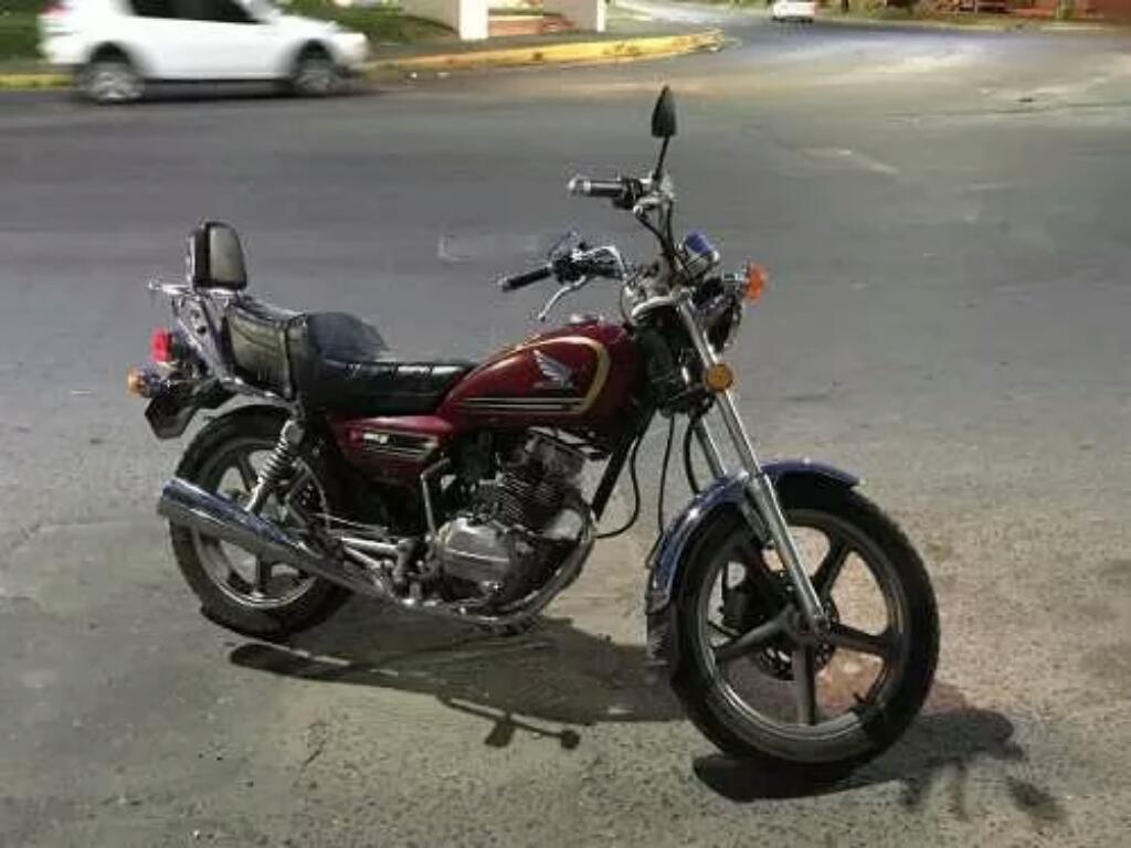 Vendo Honda V-men 125cc Impecable Andar