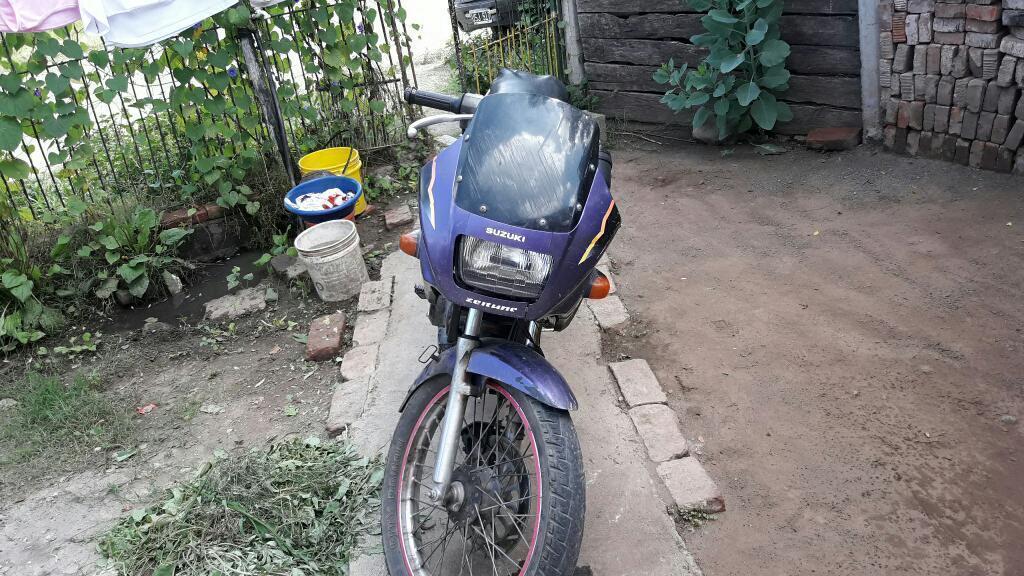 Vendo Moto Suzuki Rgv150 2t