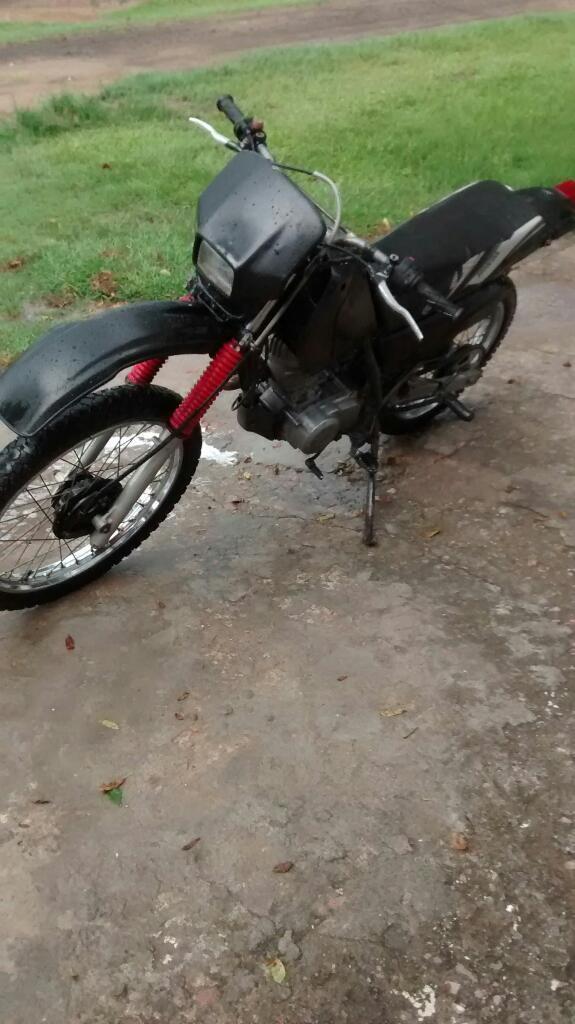 Vendo Honda Xlr 125/2001