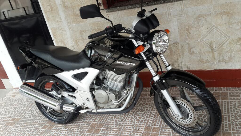 Honda Twister 250c Solo 6000km Rec Permutas