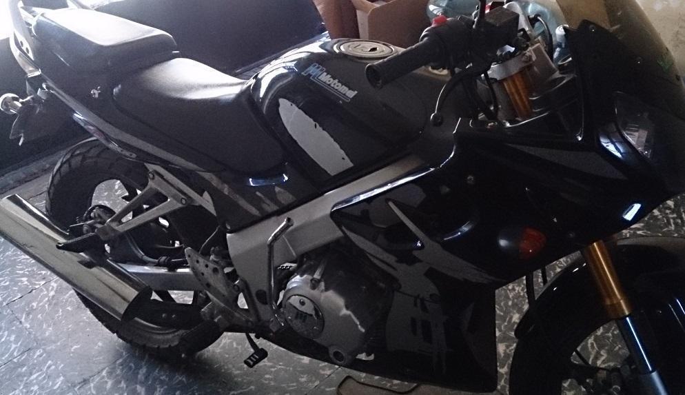 Vendo Moto Motomel SR 200