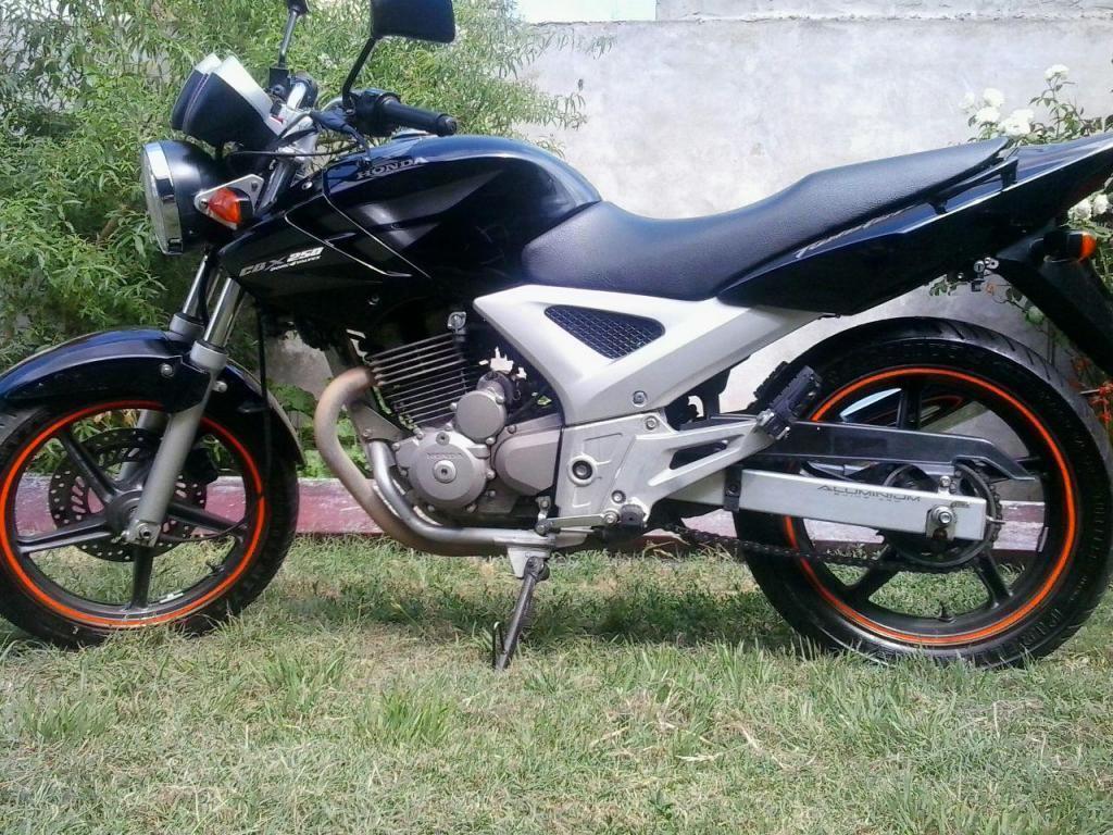 Honda Twister 250