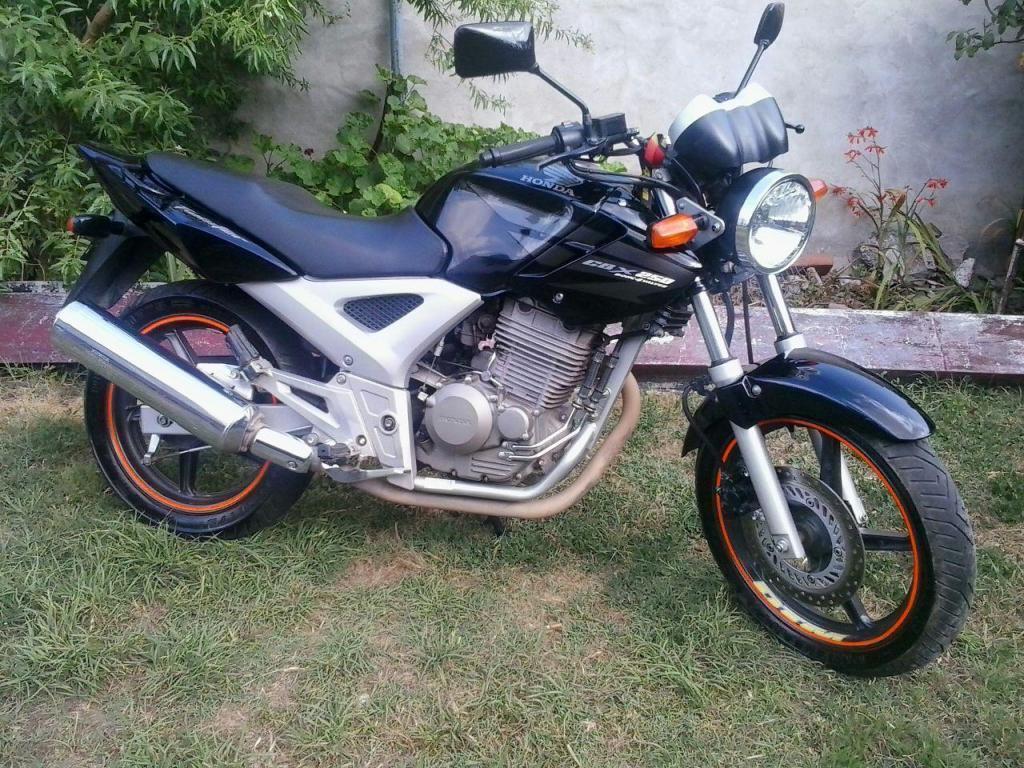 Honda Twister 250