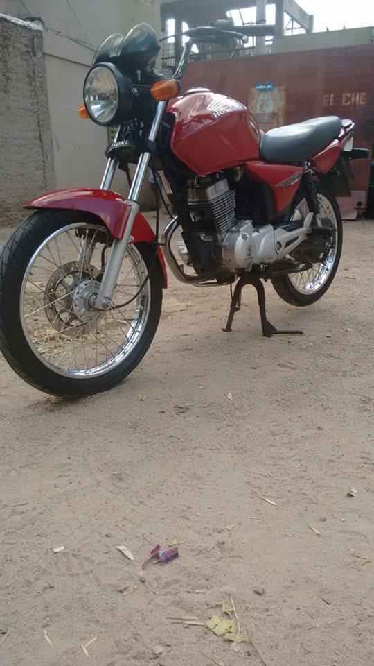 VENDO HONDA TITAN