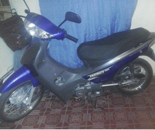 vendo moto 110 $11000 transferida
