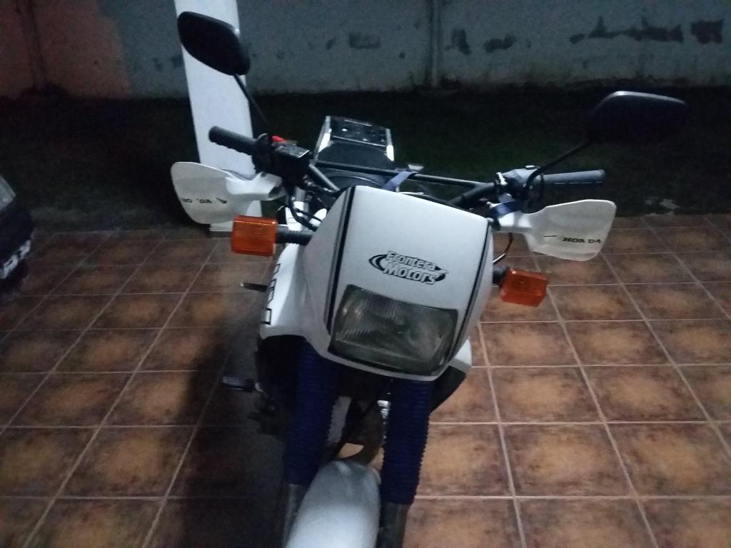 MOTO HONDA NX250 MOD.1990