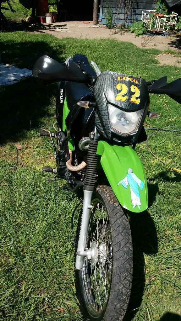 Vendo O Permuto Motomel 250