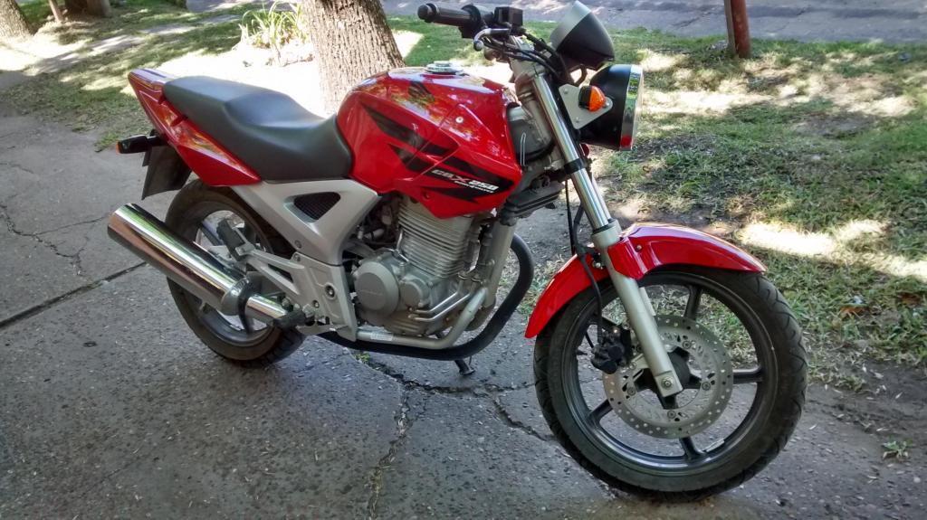 Honda CBX 250 Twister 2008