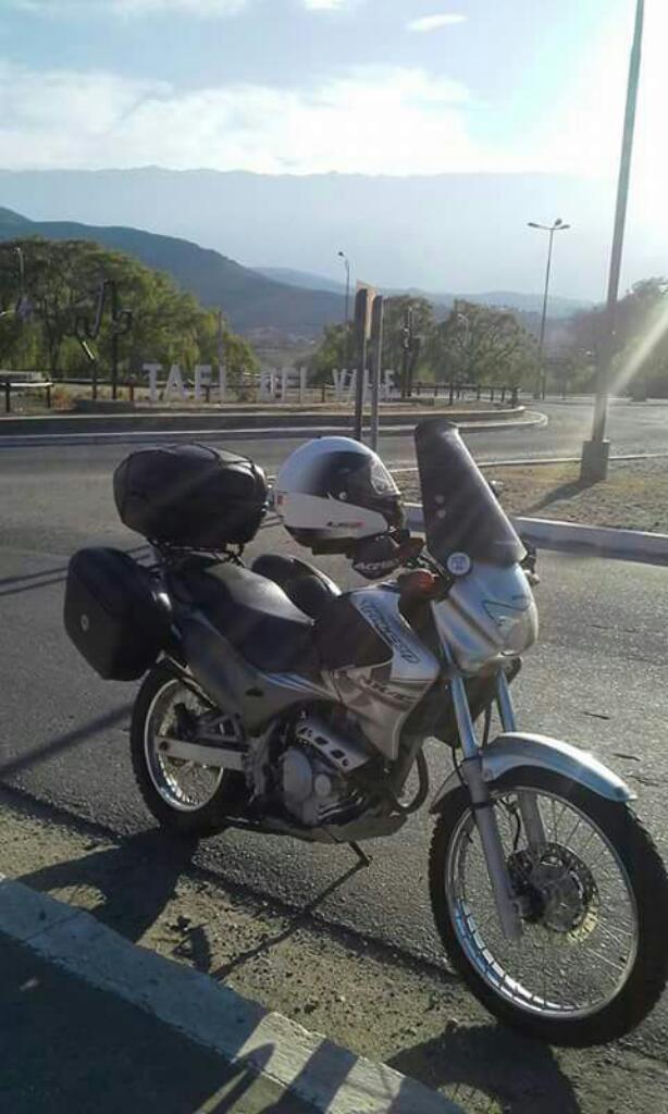 Vendo O Permuto Honda Falcon 400 2009