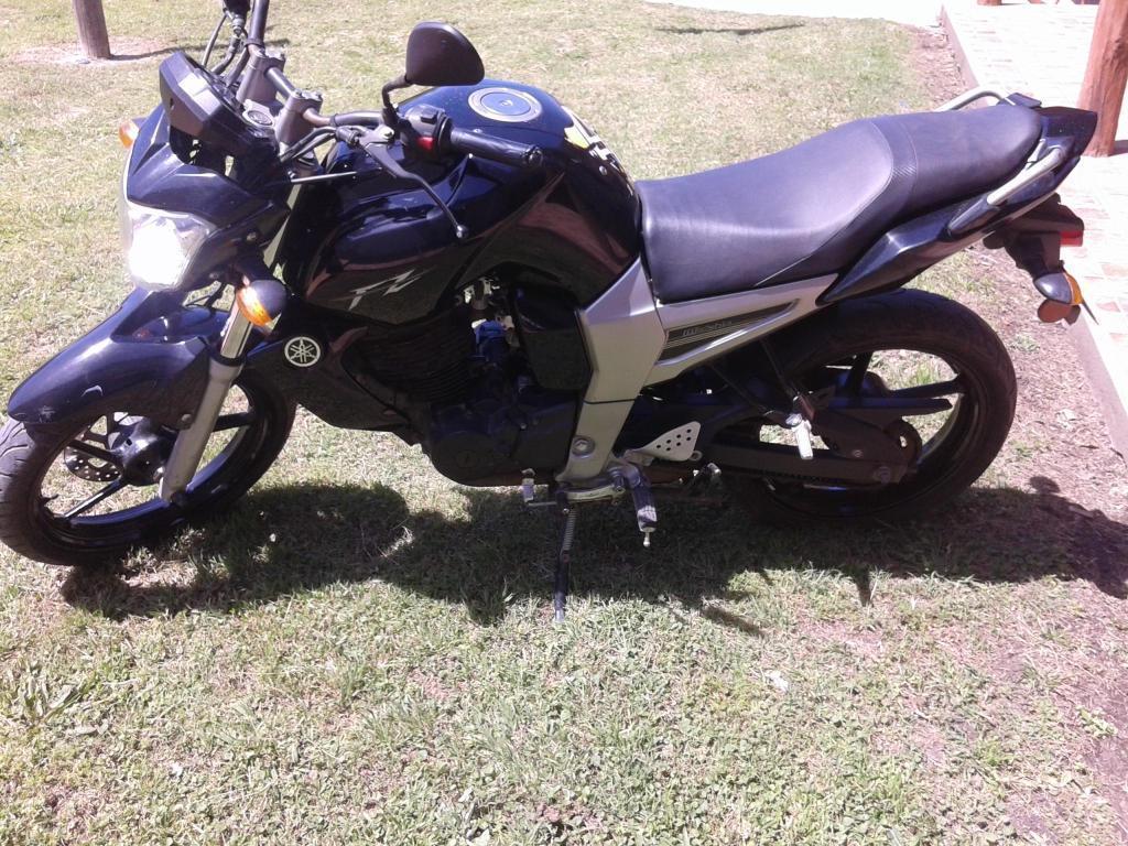 YAMAHA FZ 16 MOD 2011 c/13000 km PERMUTO