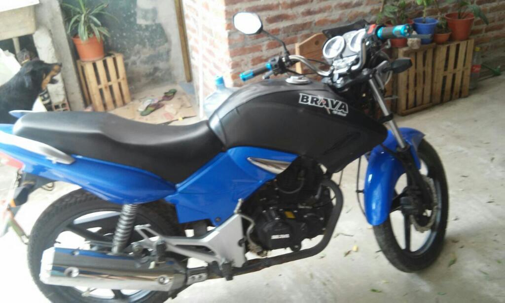 Vendo Moto Brava 150