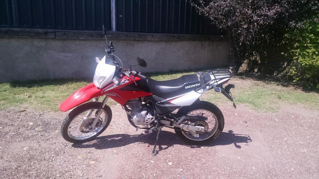 HONDA XR 150 2.400 KM