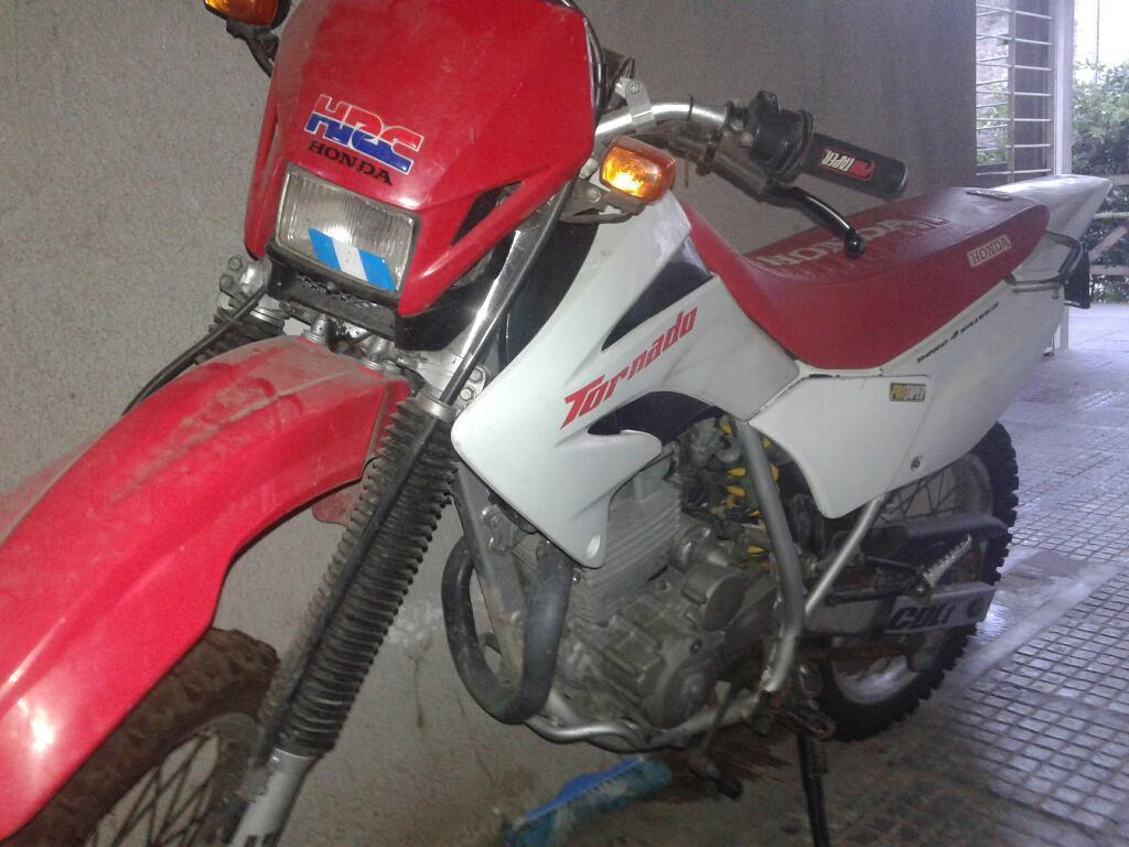Vendo Honda Tornado