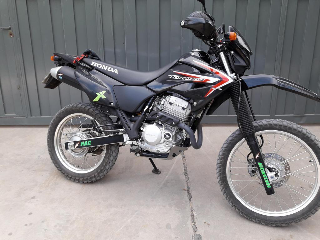 Honda Tornado Impecable