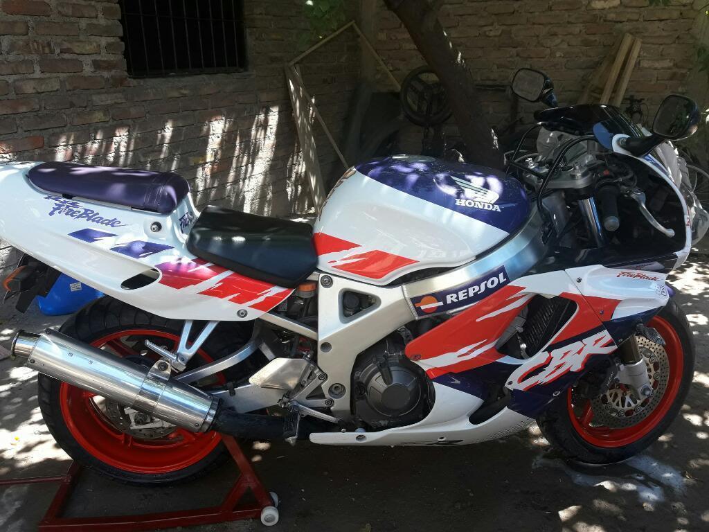 Vendo Cbr 900rr