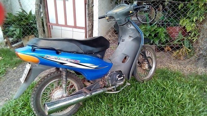 vendo moto brava 110. 3773449101