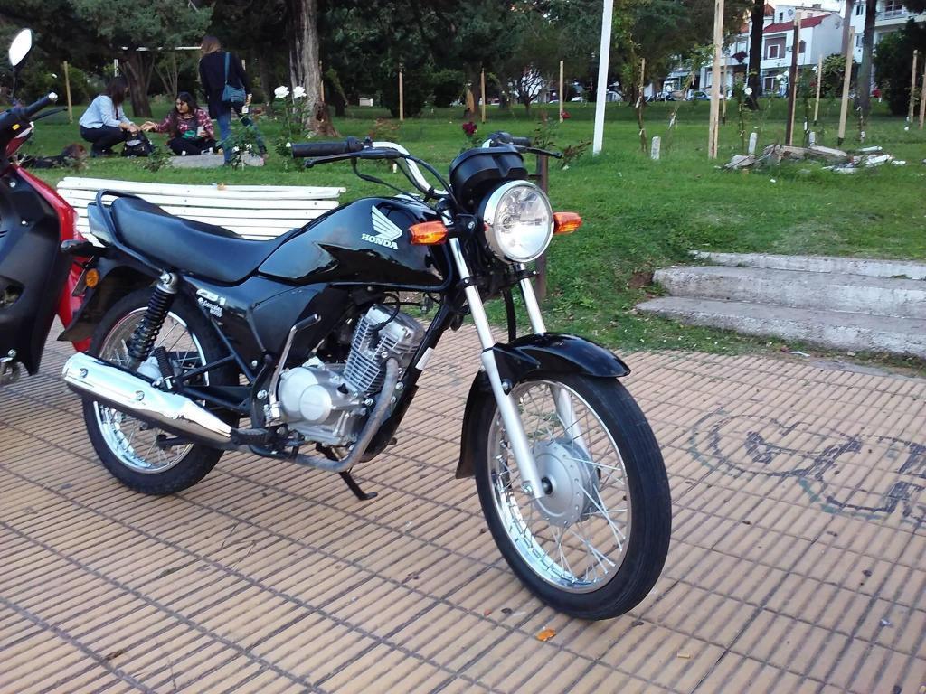 Vendo HONDA CB1 125