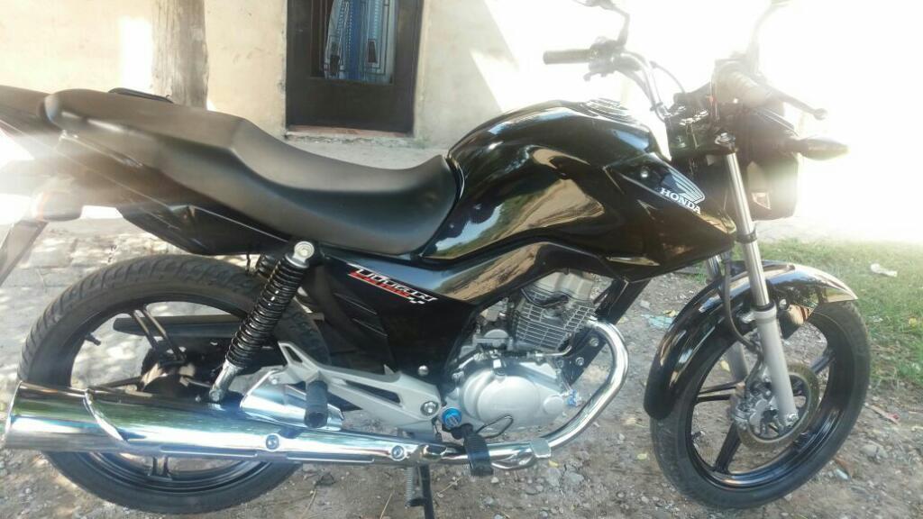 Vendo Titan Cg 2016