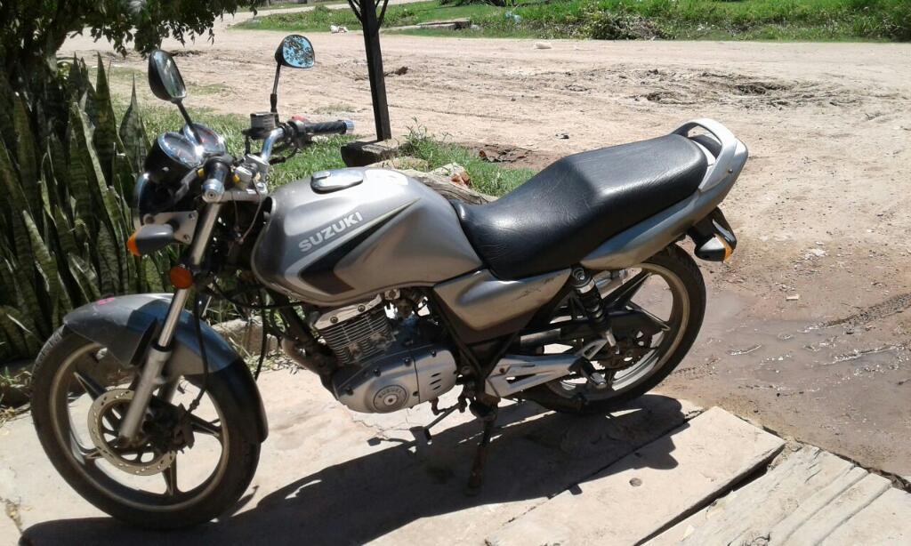 Vendo Suzuki 125 Cc Modelo 2008