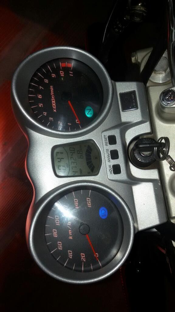 Se Vende . Honda Twister 250