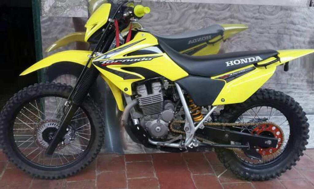 Vendo Honda Tornado 2013