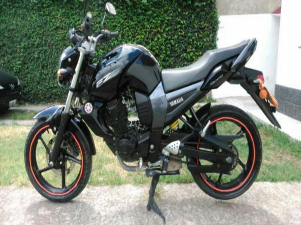 Vendo O Permuto (moto)