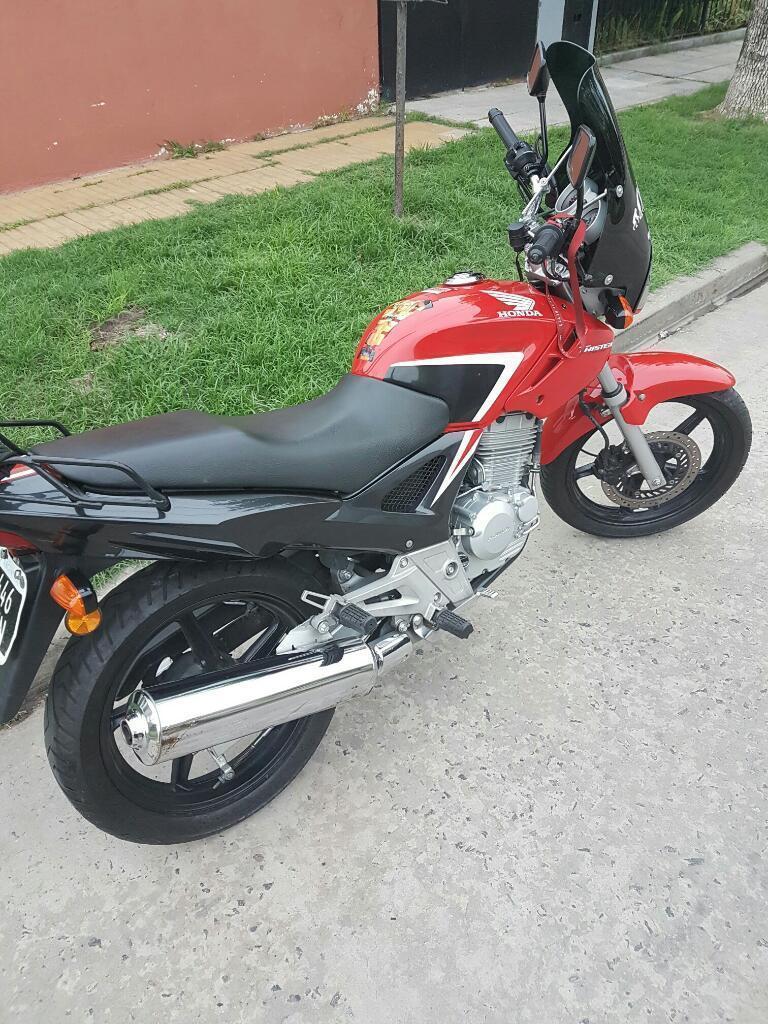 Vendo Twister 250 2015excelente Estado!!