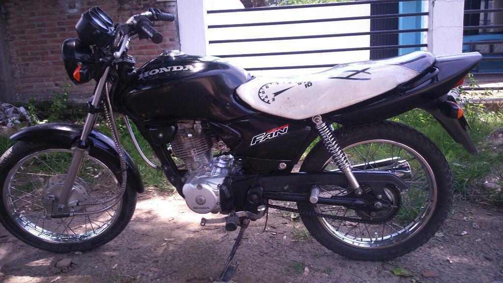 Vendo Honda Cg Impecable O Permuto X Cg Titan 150 2013 en Adelante