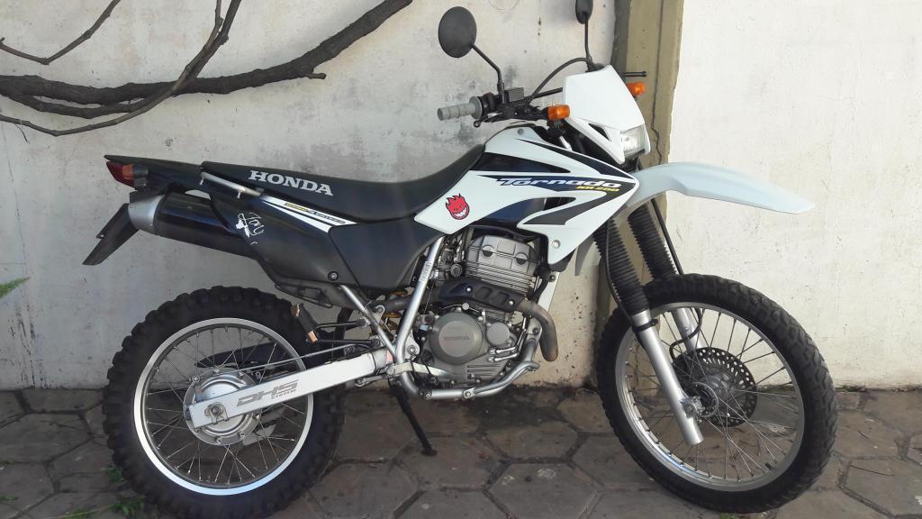 honda xr 250cc tornado