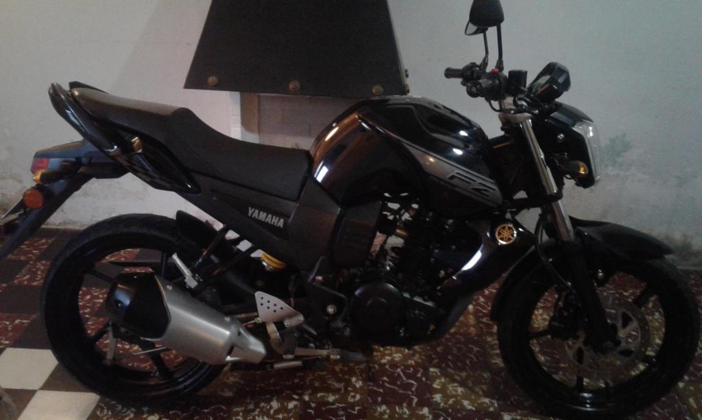 VENDO MOTO fz IMPECABLE