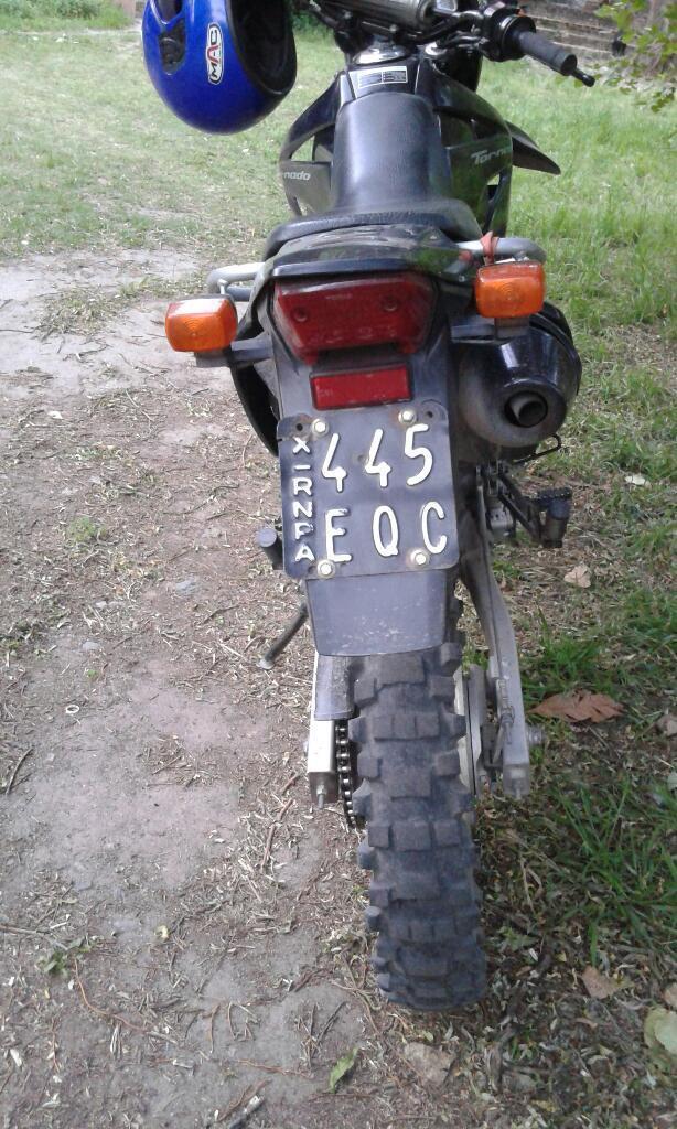 Vendo Moto Honda Tornado 250