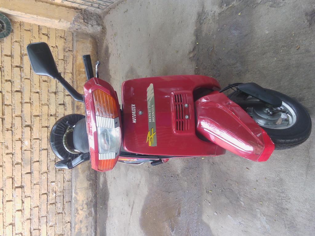 Vendo honda kinetic impecable