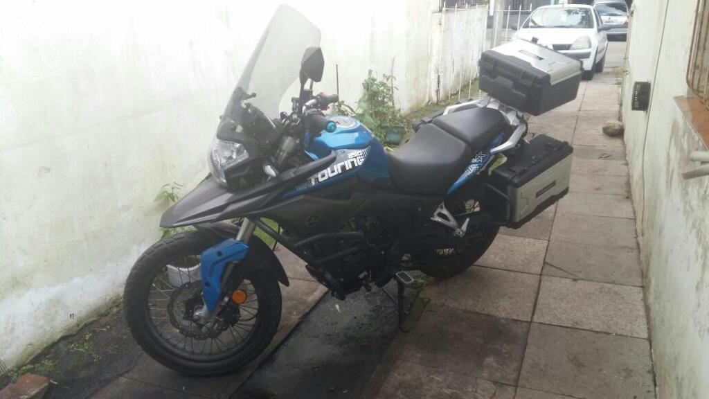 Vendo Corven 250,modelo 2016 O Escuc Ofe