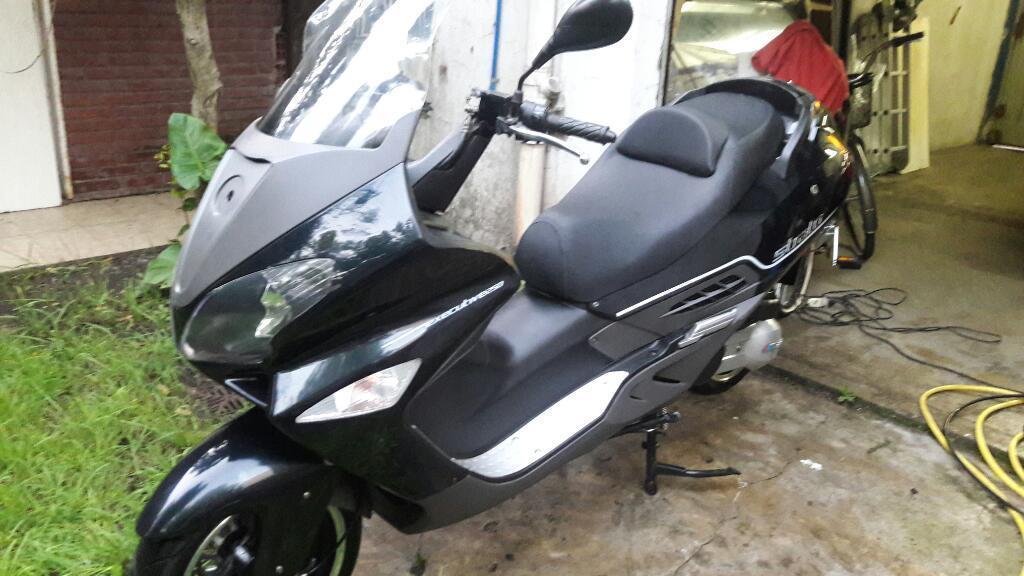 Vendo Motomel 250, Strato 2014