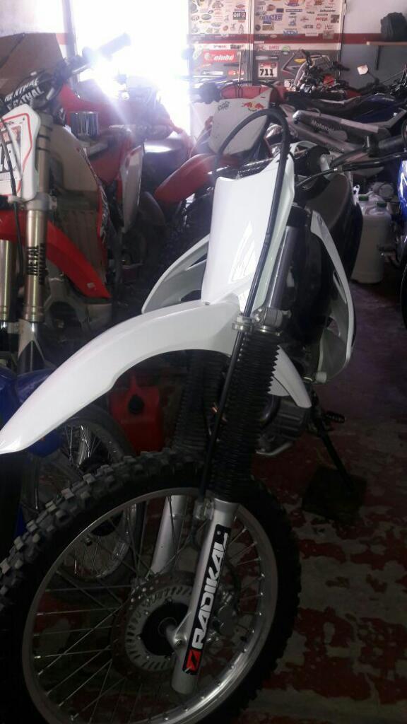 Vendo Honda Tornado