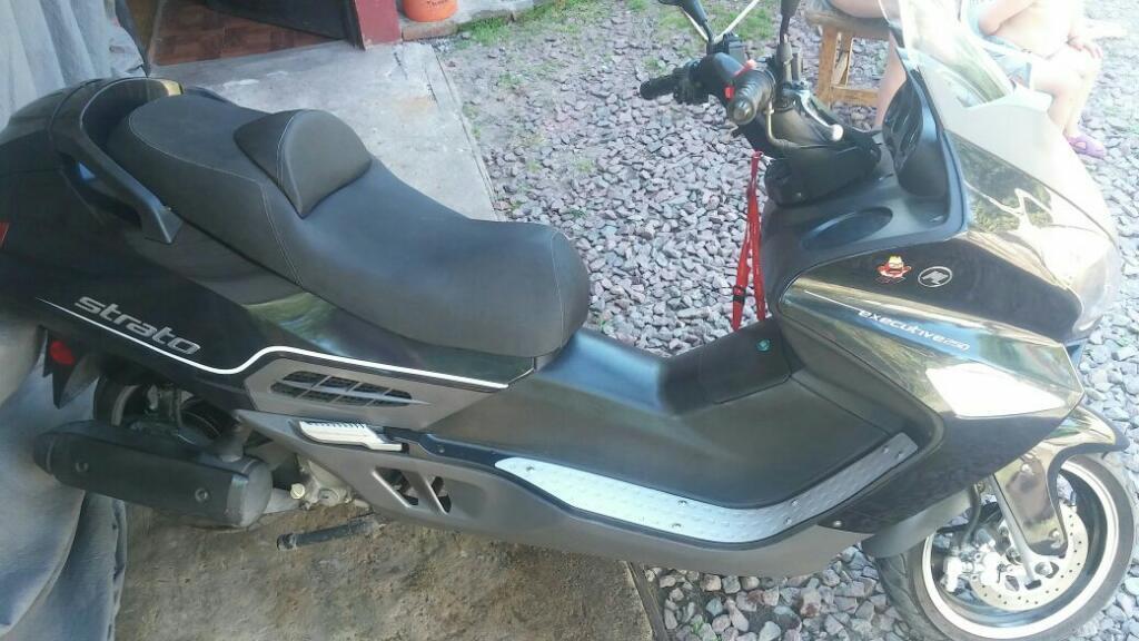Vendo Strato 250 Imprcable 2015 por Viaje Negociable