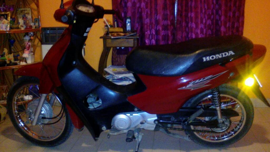 Vendo Honda Biz 105 Modelo 2010