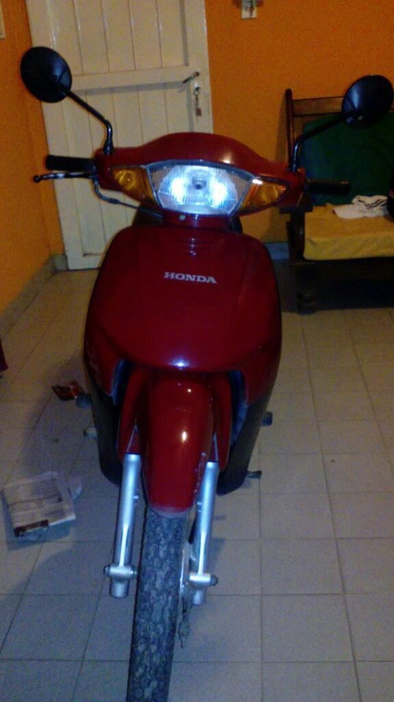 Vendo Honda Biz 105 Modelo 2010