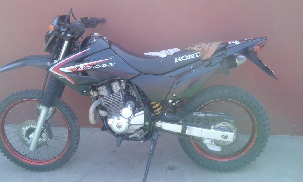 Honda Tornado 250 2014