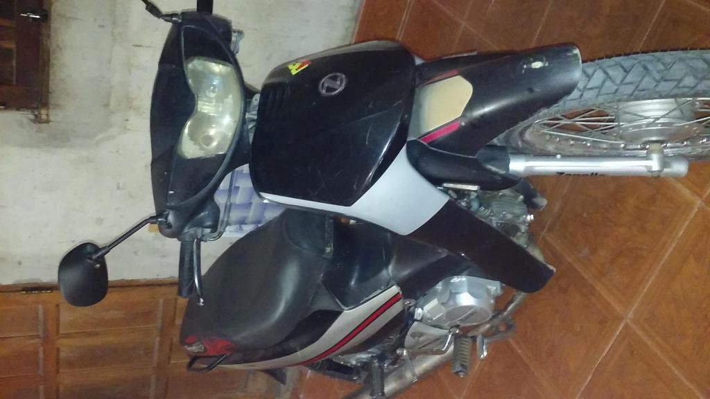 Vendo Una Zb Titulo Y 08 Lista Par Tranf