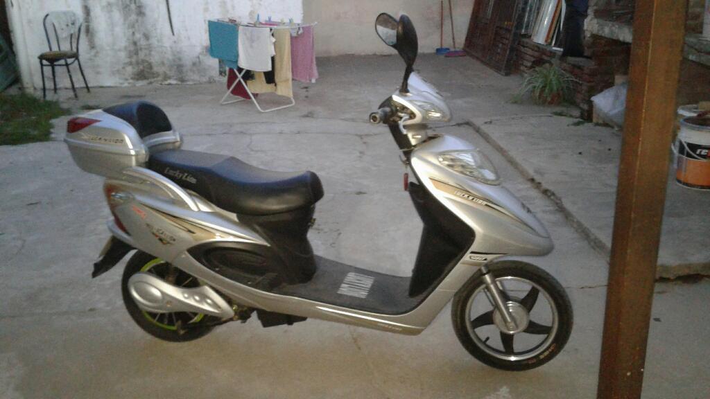 Vendo Urgente Moto Electrica 2014