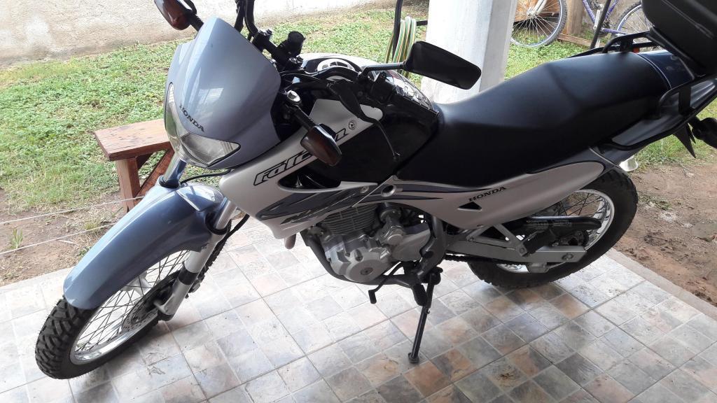 vendo honda falcon 400 excelente!!!