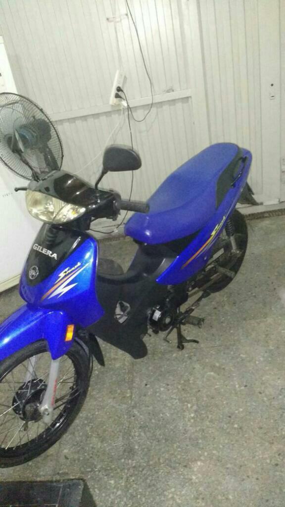 Permuto por Moto 150 Y Efectivo $3000