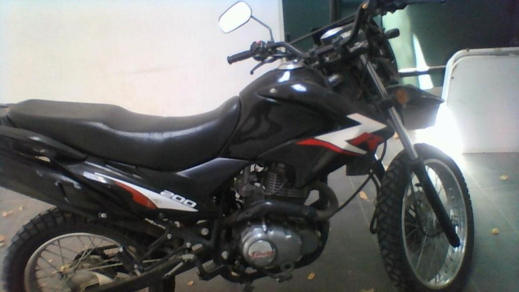 VENDO ZANELLA ZR 200CC $18990