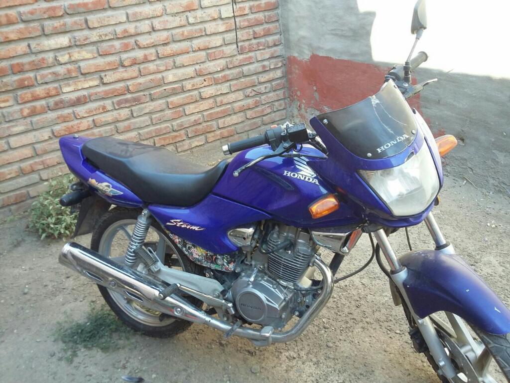 Vendo Moto Honda Storm