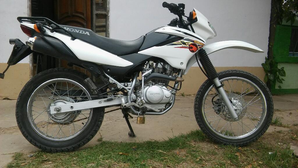 Vendo/resibo Honda Biz 125